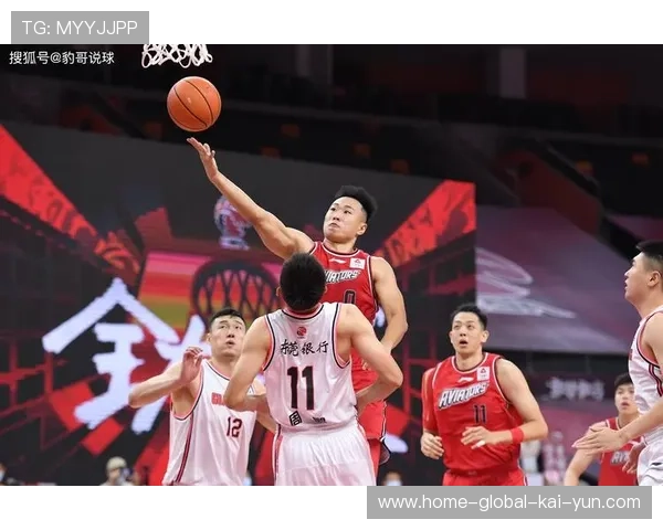 北京队第二节打出25比2攻击波 七分钟仅让深圳得2分 北京队第二节打出25比2攻击波 七分钟仅让深圳得2分